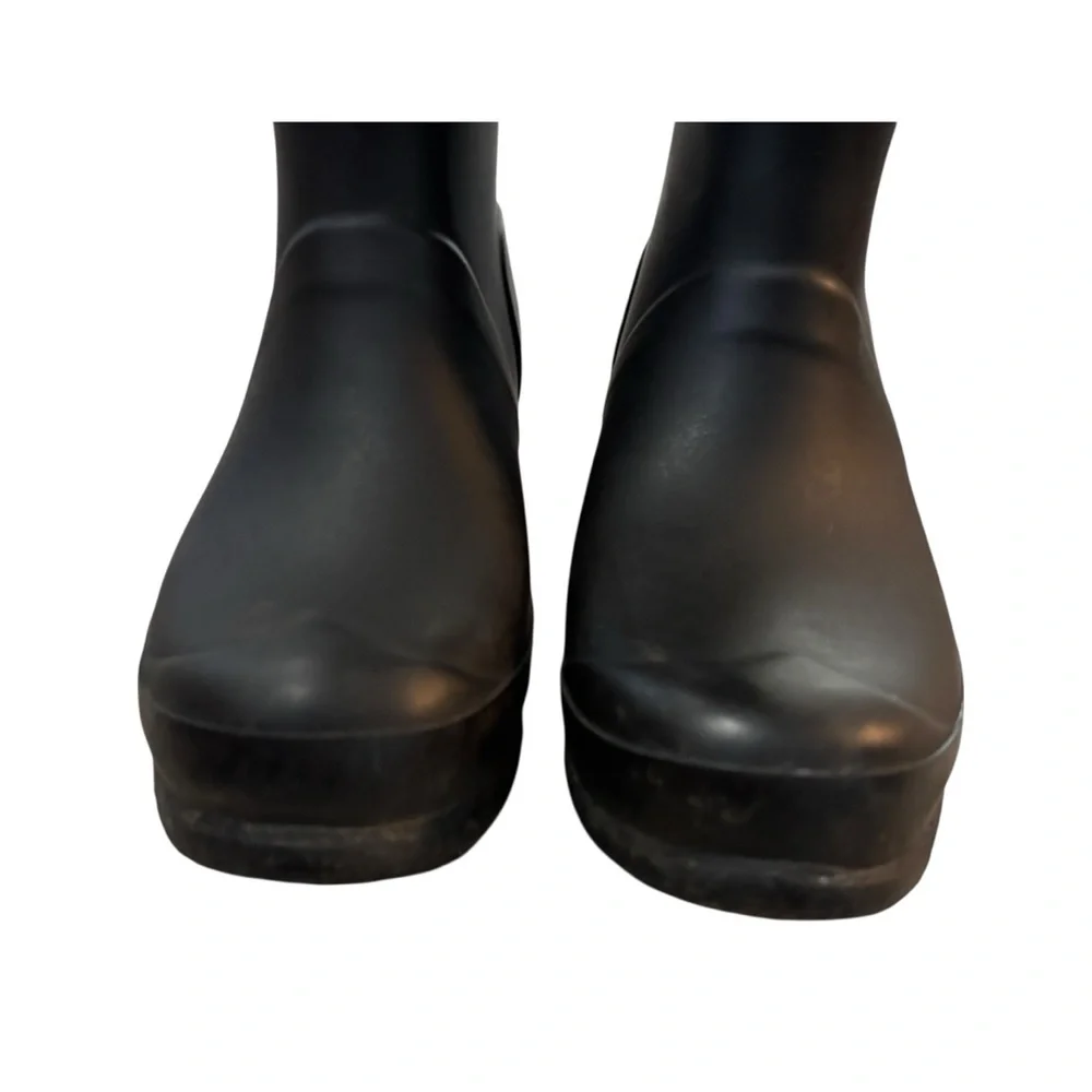 Hunter Classic Black Rain Boots - Picture 8 of 9
